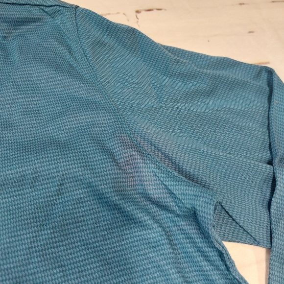 Untuckit long sleeve polo top - Picture 3 of 5